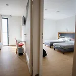 Cis Lamourelle Centre International De Sejour * Καρκασόν