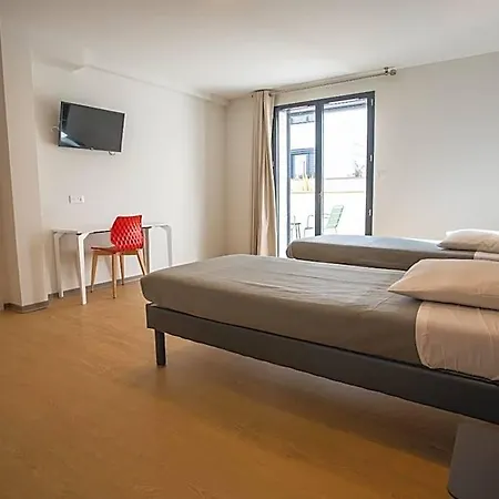 Hotell Cis Lamourelle Centre International De Sejour *