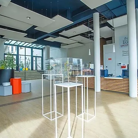 Hotell Cis Lamourelle Centre International De Sejour Carcassonne