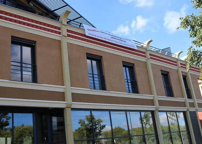 Centre International De Sejour Lamourelle *